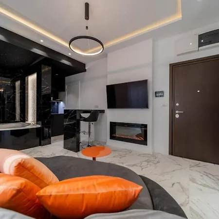 Apartment Bounce *